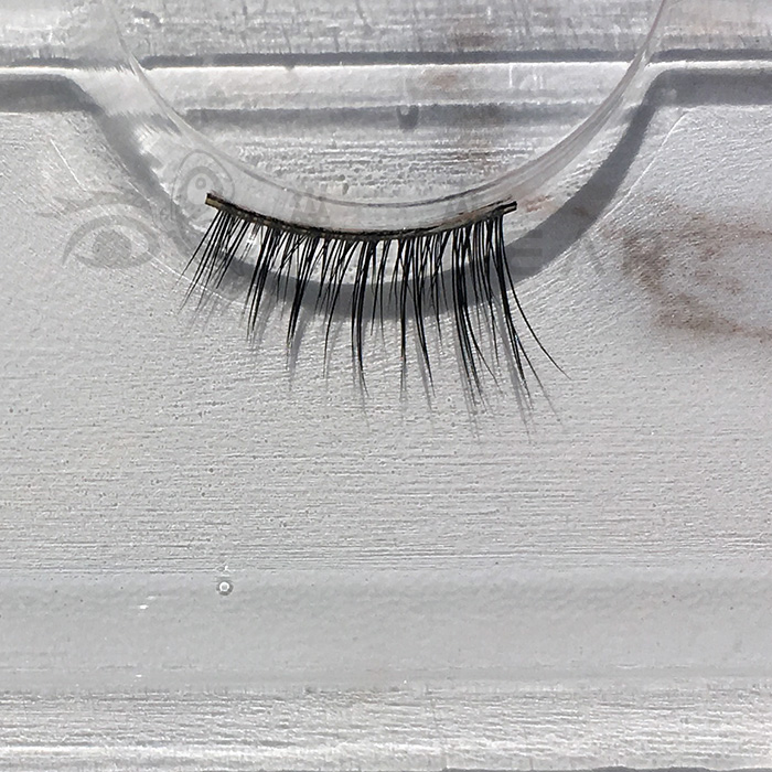 Fashion eyelash extensions 